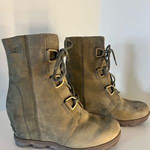 Joan of Arc Sorel boot